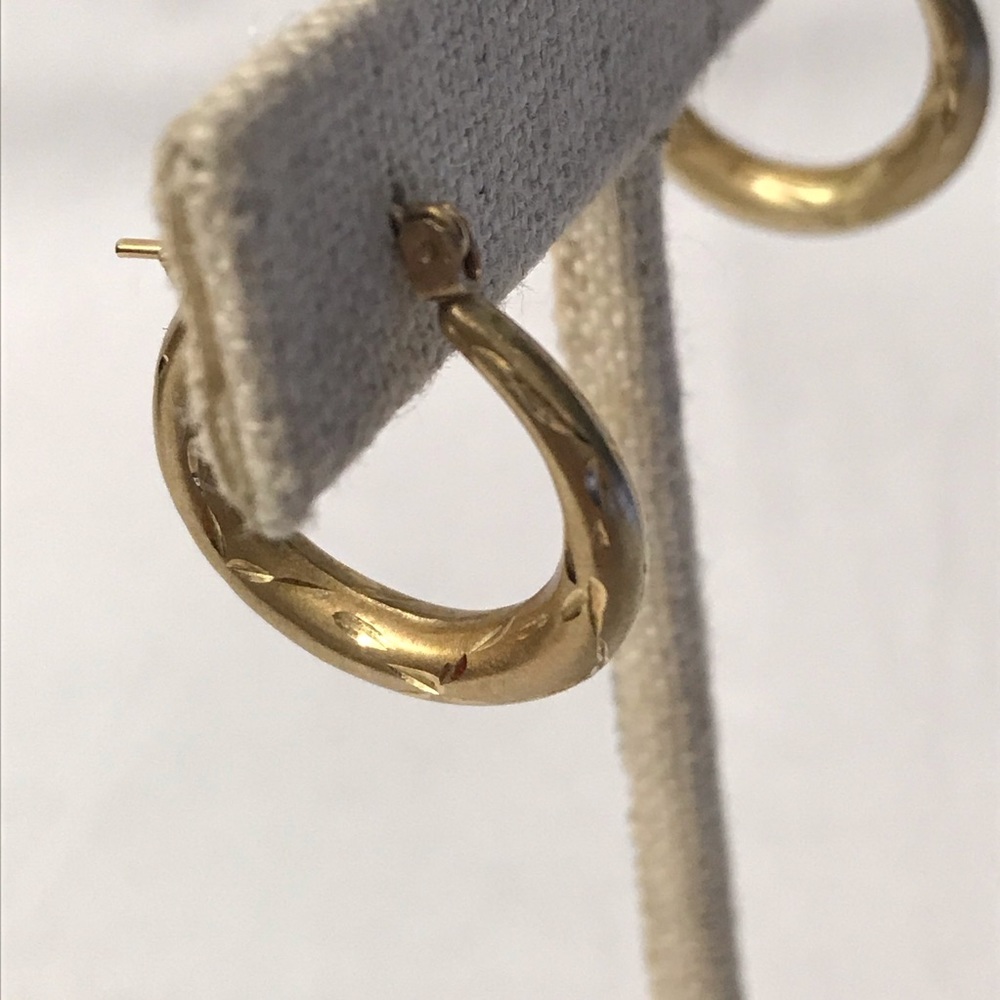 10K Yellow Gold Etched Hoop Earrings, 3/4 inch